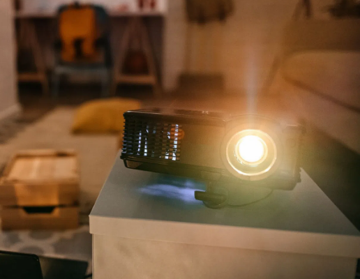 Ordinary projector - dim and complicated